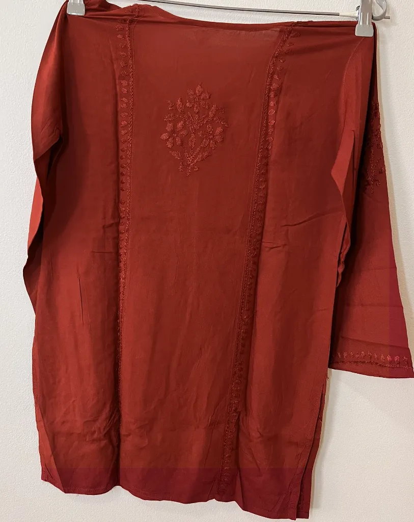 Short Kurti - Ryon Cotton Lucknawi Chikankari - Brick Red - Pic2.webp