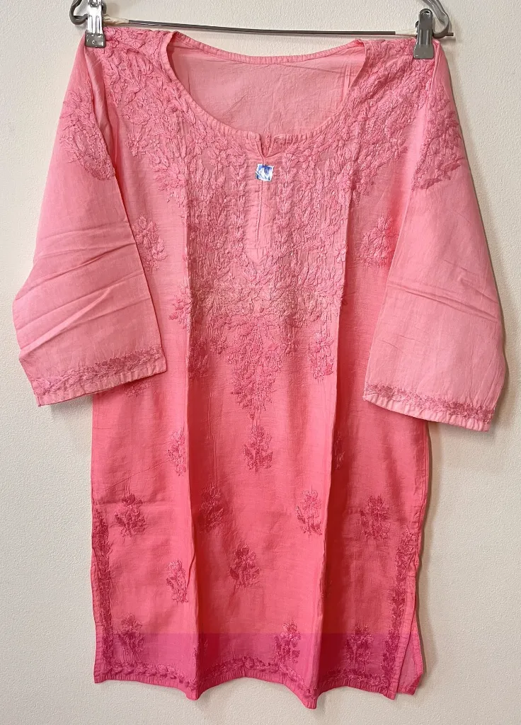 Short Kurti - Silk Cotton Lucknawi Chikankari - Shaded Pink - Pic1.webp