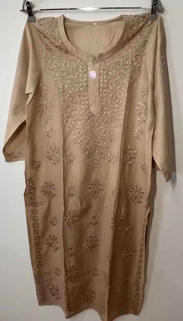 Long Kurti - Ryon Cotton Lucknawi Chikankari - Shaded Smoky Taupe - pic2.webp